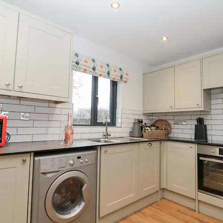 بيت للعطل Fieldside